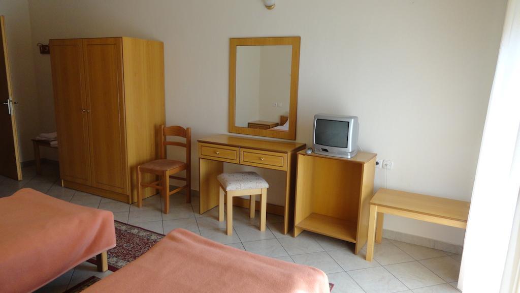 Sérvia Hotel Kastro חדר תמונה